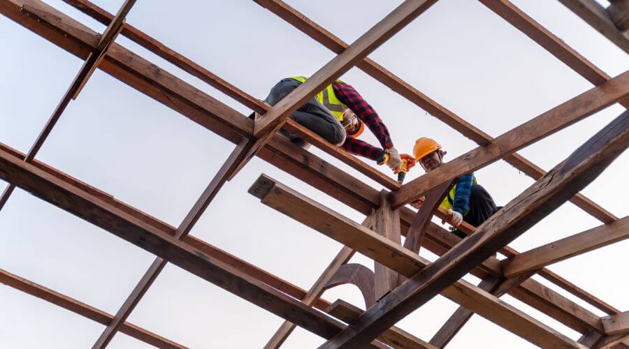 Professional New roof installation in White City, KS